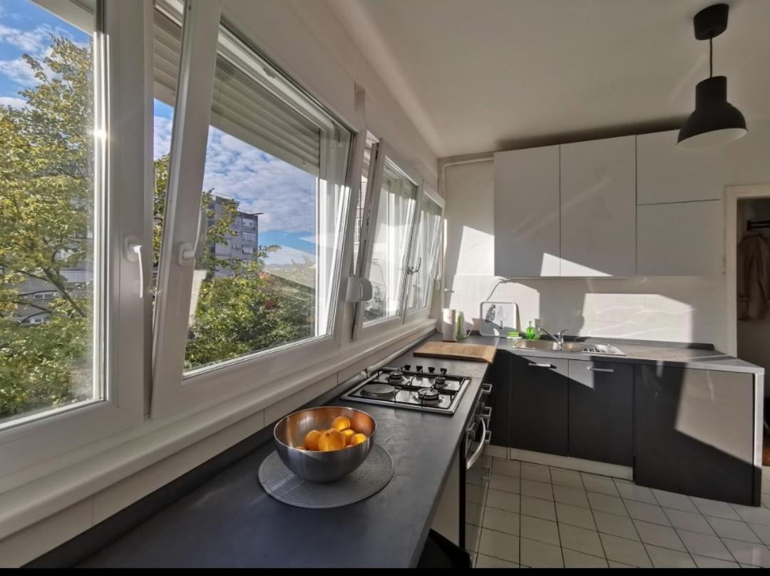 Relax Central Apartment Zagreb Ngoại thất bức ảnh